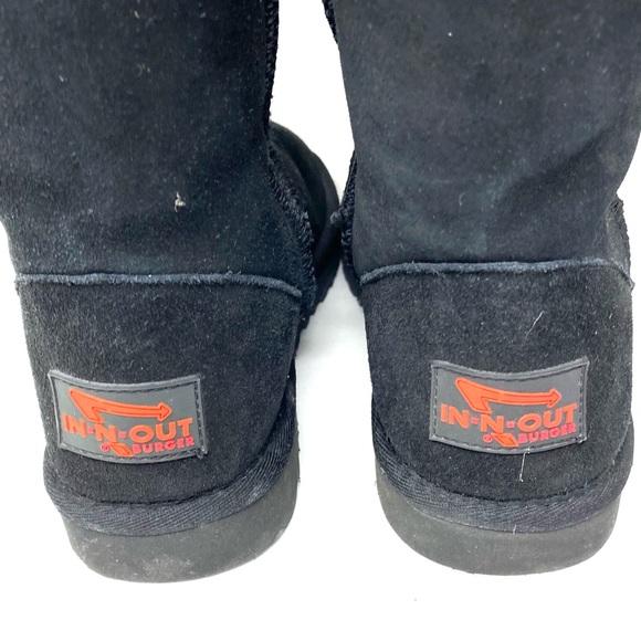 In-N-Out Boots - Picture 5 of 8